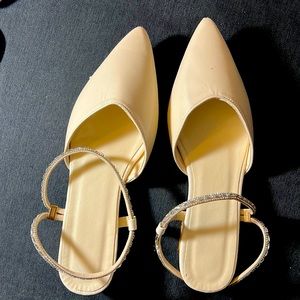 SHEIN.. elegant Cream Sandals